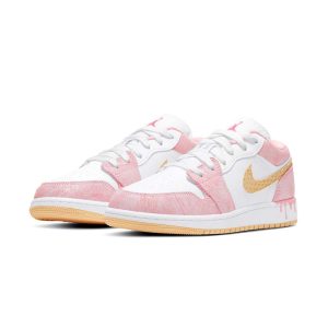 AIR JORDAN 1 LOW SE (GS) "ARCTIC PUNCH"